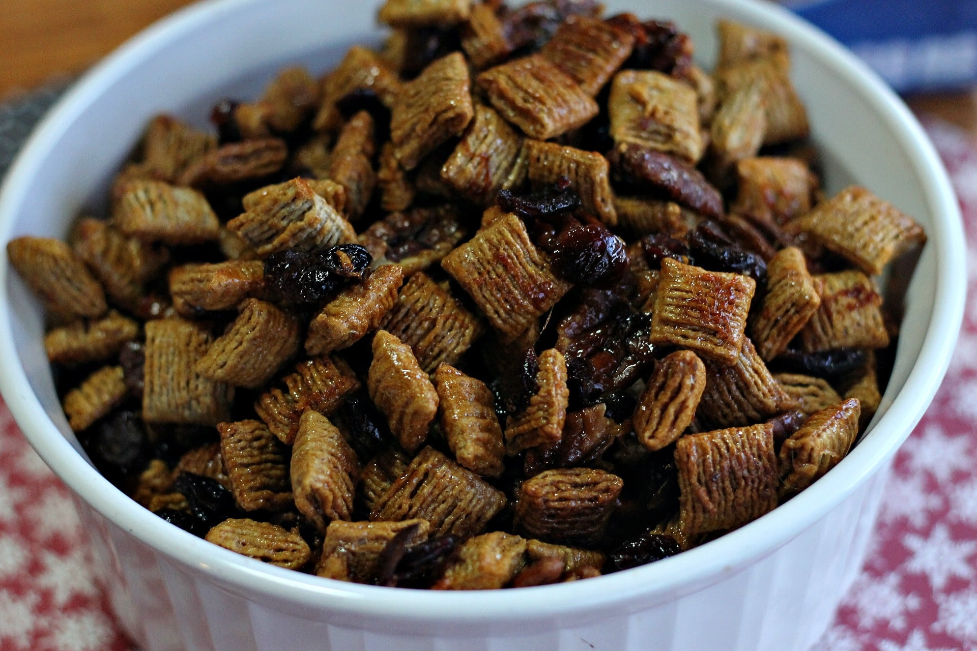 Maple Pecan Snack Mix with Cranberries