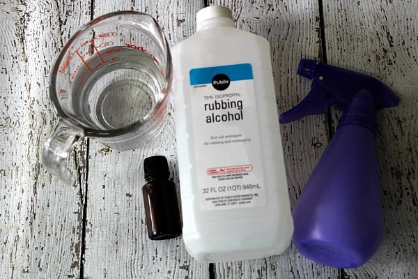 Lavender Linen Spray Recipe ingredients 