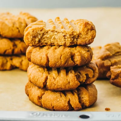 peanut butter cookies () peanut butter cookies ()