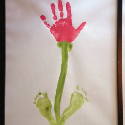 handprint flower