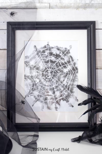 Watercolor spider web Halloween art ()
